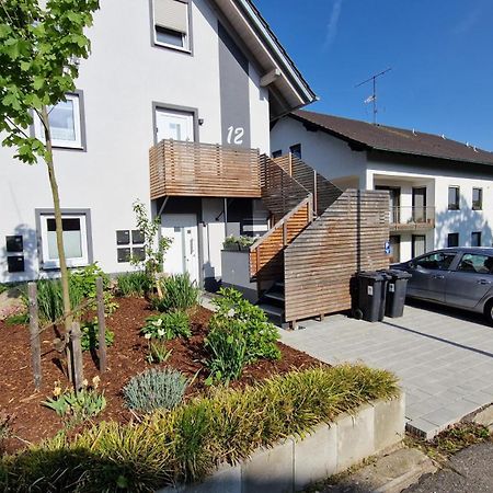 Appartment-Ferienwohnung Mit Kueche, Bad, Kostenlos Wlan, Modern Eingerichtet Roding Exteriör bild