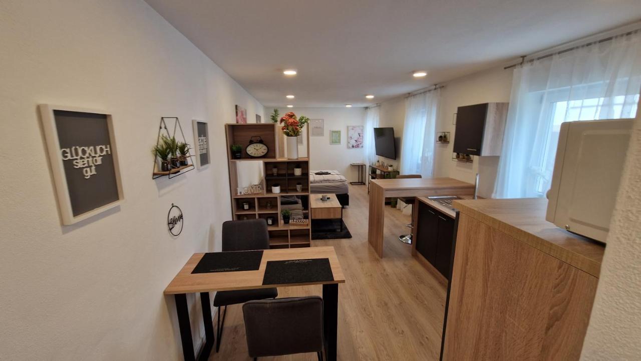 Appartment-Ferienwohnung Mit Kueche, Bad, Kostenlos Wlan, Modern Eingerichtet Roding Rum bild