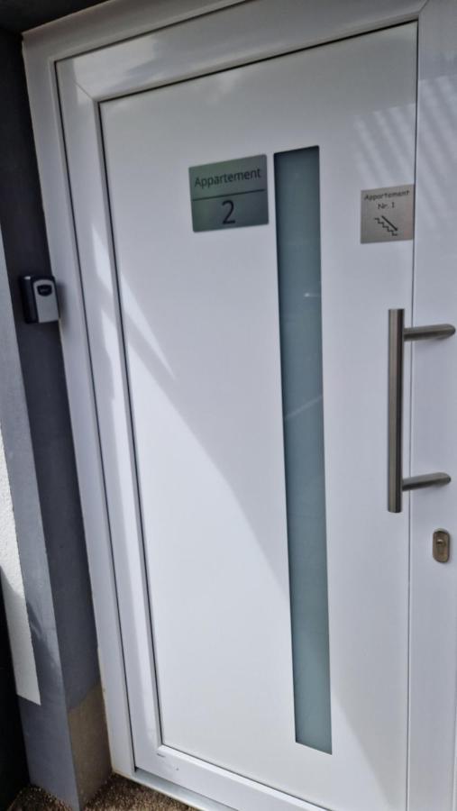 Appartment-Ferienwohnung Mit Kueche, Bad, Kostenlos Wlan, Modern Eingerichtet Roding Exteriör bild
