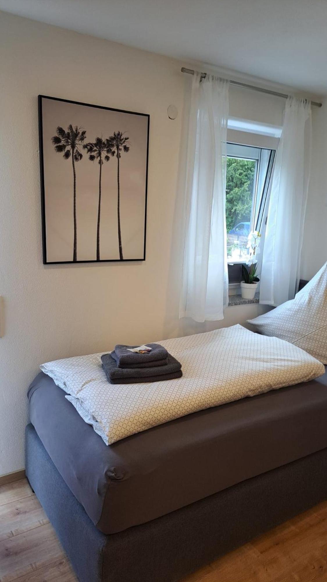 Appartment-Ferienwohnung Mit Kueche, Bad, Kostenlos Wlan, Modern Eingerichtet Roding Rum bild