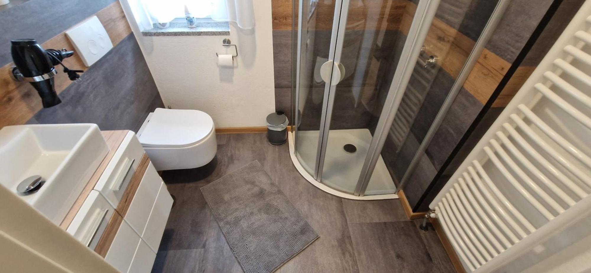 Appartment-Ferienwohnung Mit Kueche, Bad, Kostenlos Wlan, Modern Eingerichtet Roding Exteriör bild
